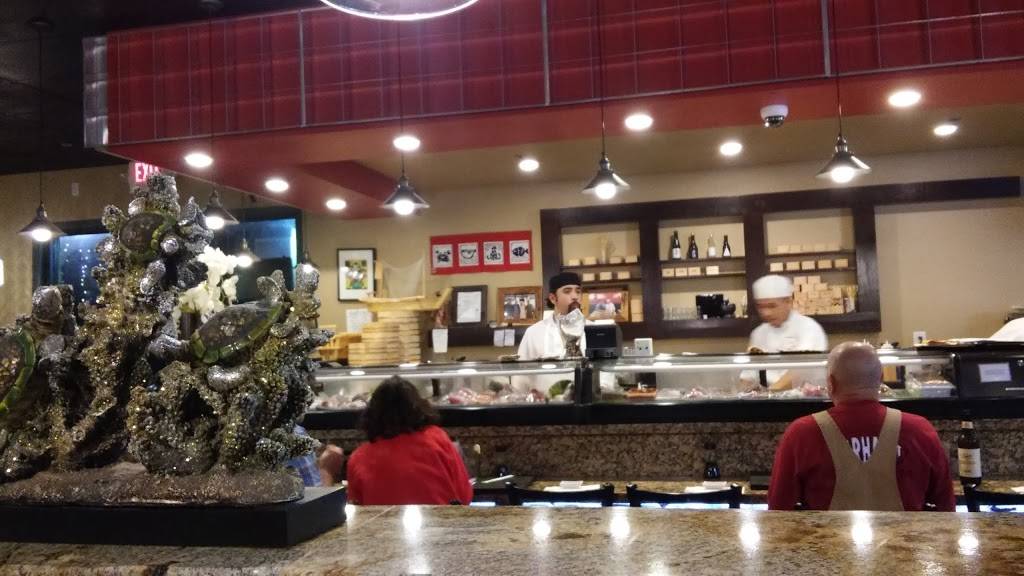 Huku Japanese Bistro | restaurant | 417 Mace Blvd D, Davis, CA 95618, USA | 5307500858 OR +1 530-750-0858