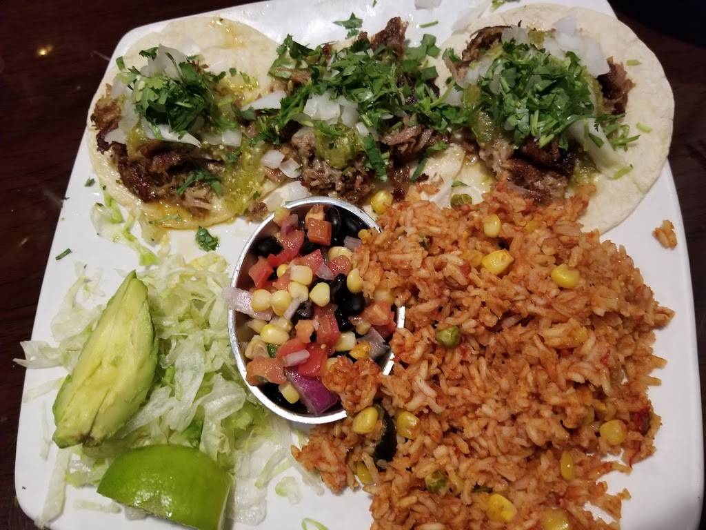 The Hill Bar & Grill | restaurant | 4800 E Douglas Ave, Wichita, KS 67208, USA | 3162011190 OR +1 316-201-1190