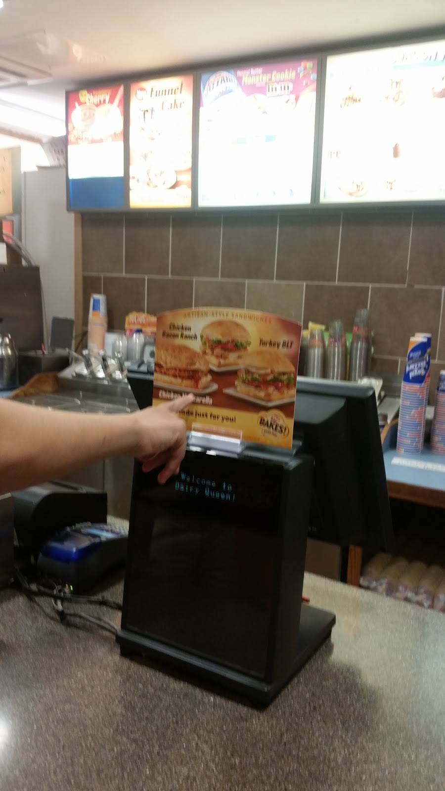 Dairy Queen Grill & Chill | restaurant | 272 Main St, Westbrook, ME 04092, USA | 2078542381 OR +1 207-854-2381