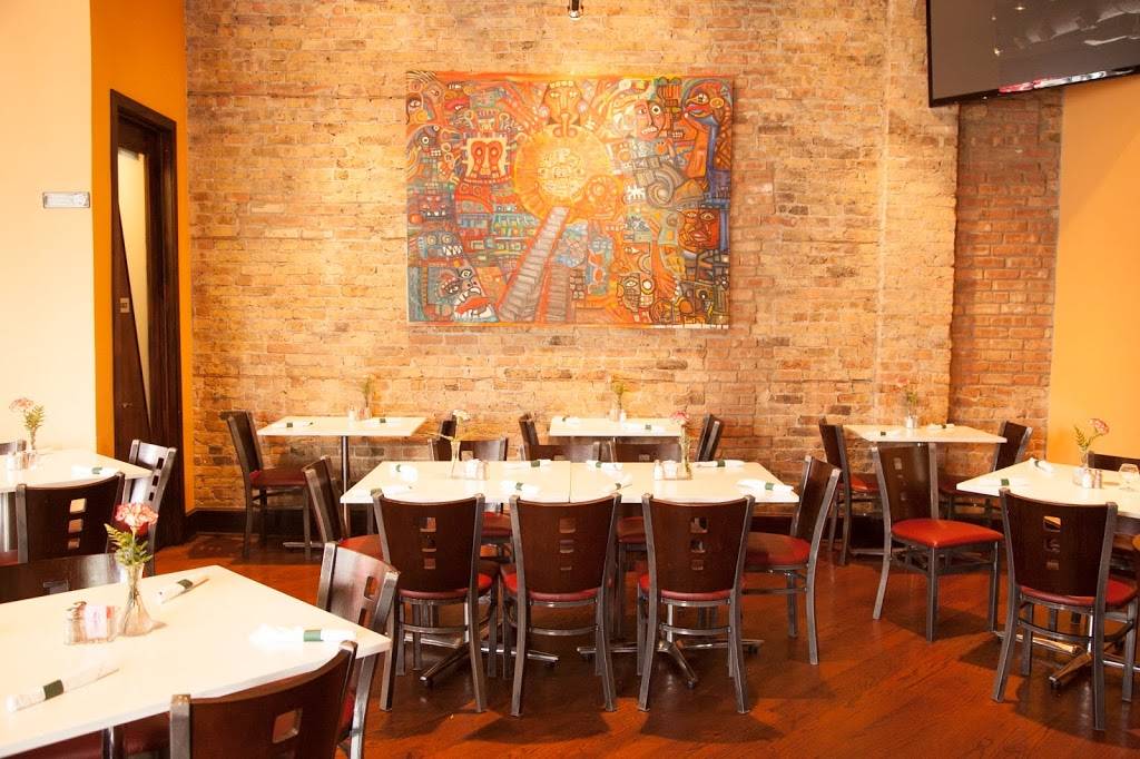 Pancho Pistolas Authentic Mexican Restaurant | restaurant | 700 W 31st St, Chicago, IL 60616, USA | 3122258808 OR +1 312-225-8808