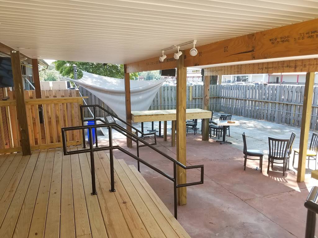 Small Bar Matthews | restaurant | 4320 Potter Rd, Stallings, NC 28104, USA | 7047699656 OR +1 704-769-9656