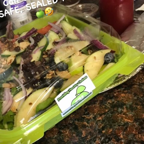 THE GRUBBANK | restaurant | 18701 Grand River Ave, Detroit, MI 48223, USA | 7347269578 OR +1 734-726-9578