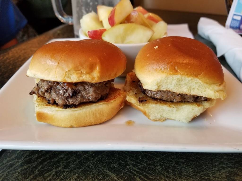 Ruby Tuesday | restaurant | 9001 Park Royal Dr, Fort Myers, FL 33908, USA | 2392678988 OR +1 239-267-8988