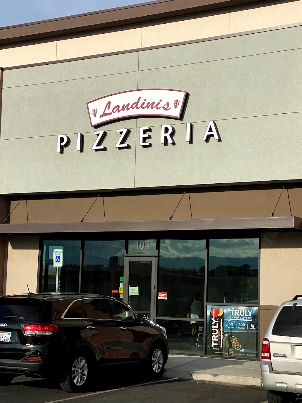 Landinis Pizzeria - Las Vegas | restaurant | 9440 W Russell Rd, Las Vegas, NV 89148, USA | 7252052249 OR +1 725-205-2249