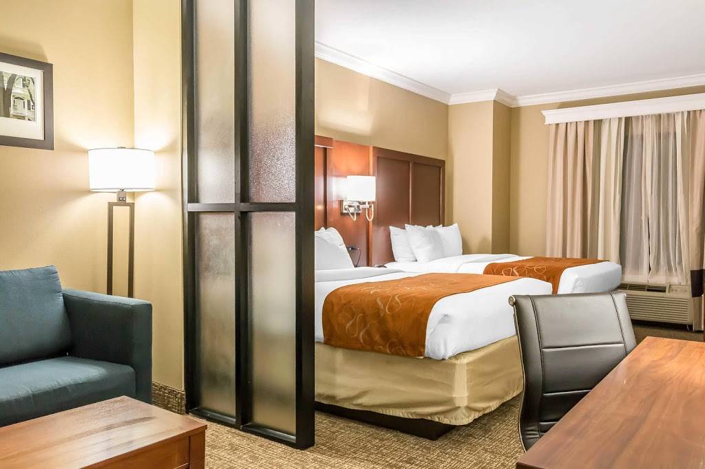 Comfort Suites Savannah North | restaurant | 115 Travelers Way, Port Wentworth, GA 31407, USA | 9129651445 OR +1 912-965-1445
