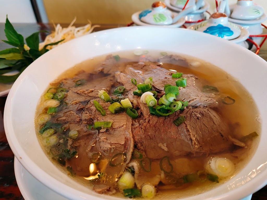 Kitchen 21 Thai & Pho | restaurant | 2596 W Tecumseh Rd Suite 110, Norman, OK 73069, USA | 4058579100 OR +1 405-857-9100