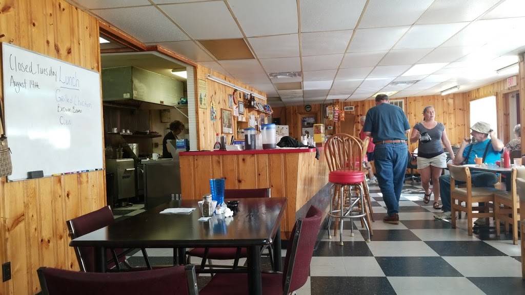 Jos Place | restaurant | 751 N Delphine Ave, Waynesboro, VA 22980, USA | 5409490221 OR +1 540-949-0221