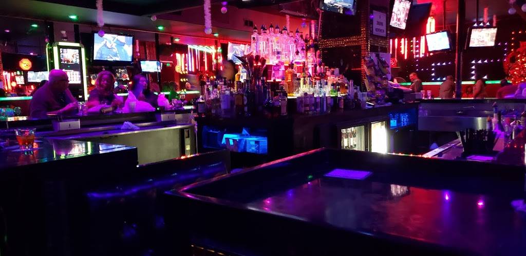 Crenshaw Live Bar & Grill | restaurant | Los Angeles, CA 90008, USA | 3232961066 OR +1 323-296-1066