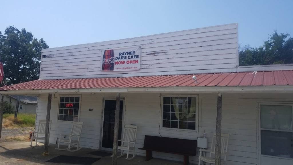 Raynee Daes Cafe | restaurant | 5730 Swearengin Rd, Scottsboro, AL 35769, USA | 2564210100 OR +1 256-421-0100