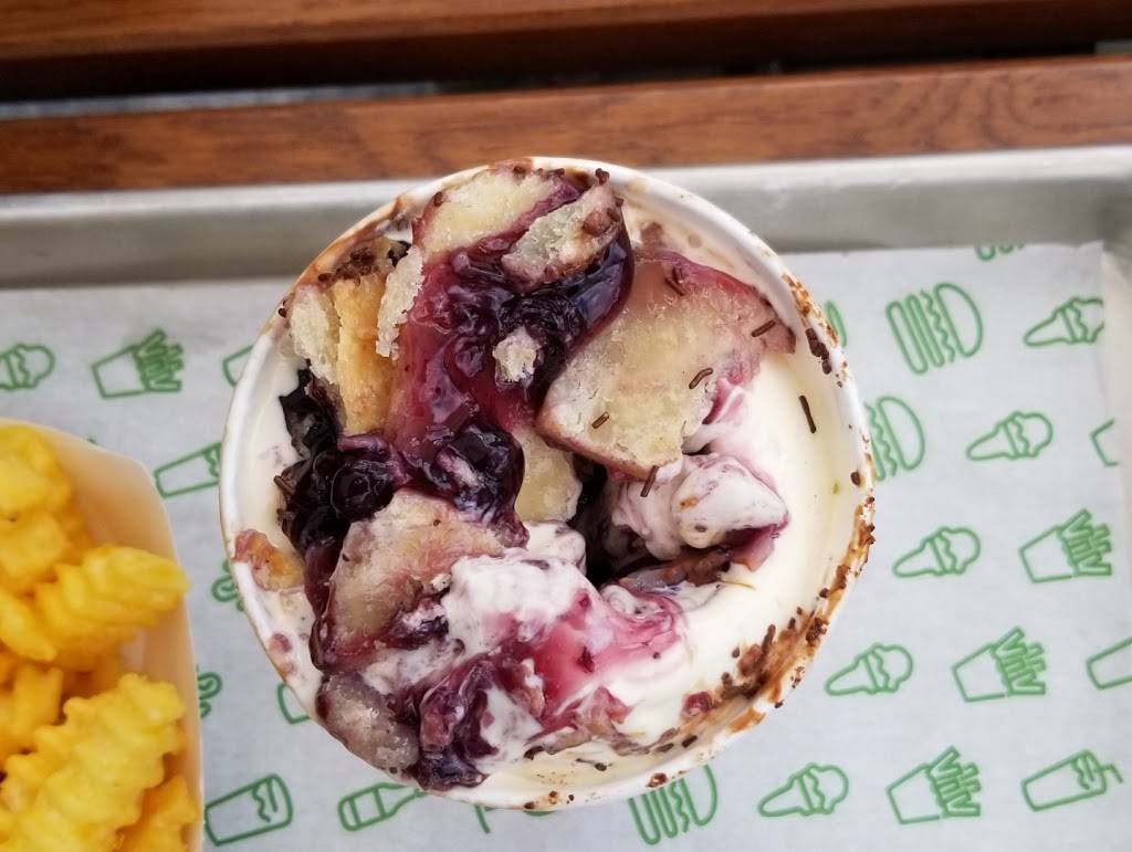 Shake Shack | restaurant | 1605 E Woodlawn Rd, Charlotte, NC 28209, USA | 9802653188 OR +1 980-265-3188