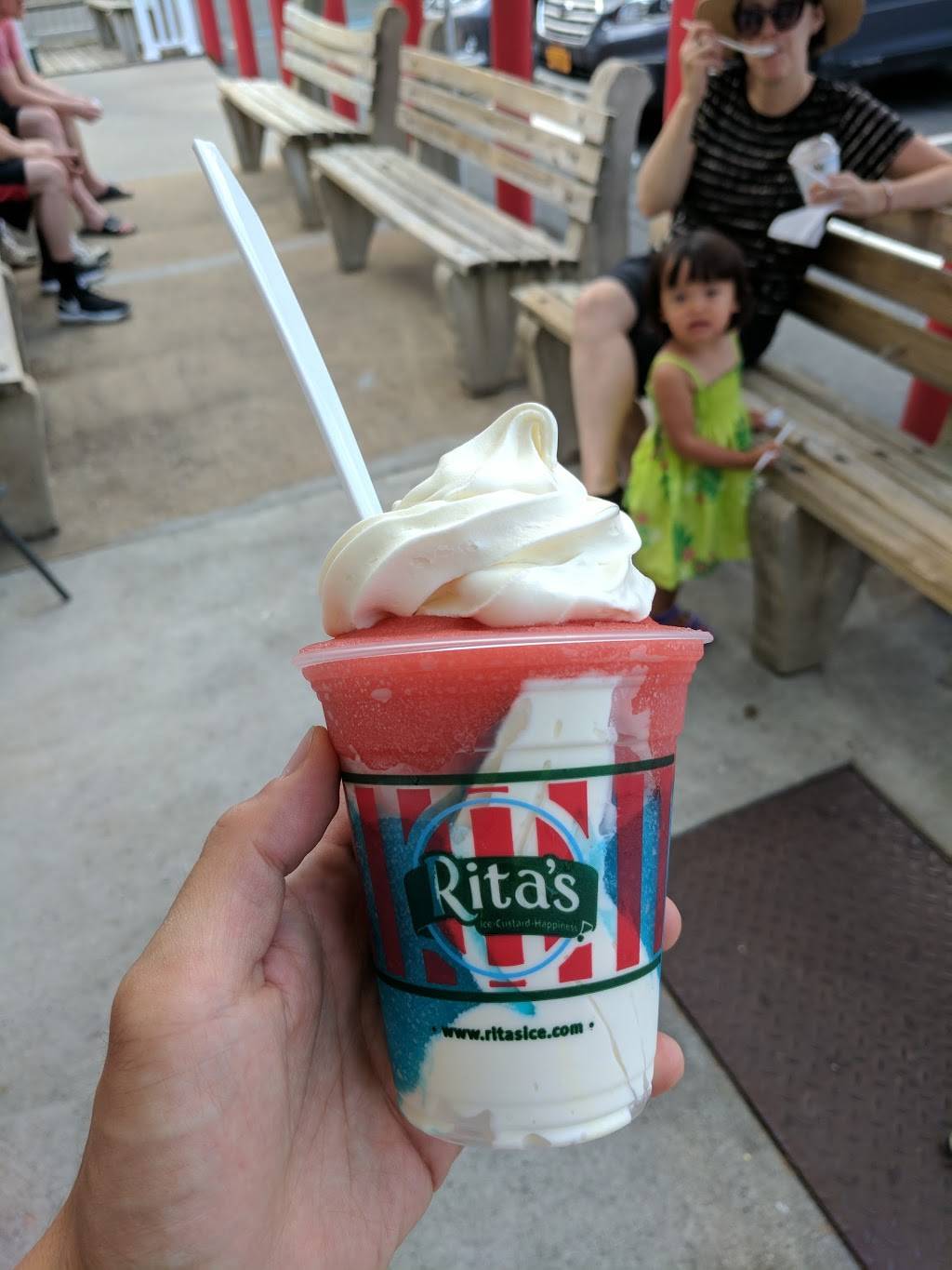 Ritas Italian Ice & Frozen Custard | restaurant | 2222 Silverside Rd, Wilmington, DE 19810, USA | 3024771572 OR +1 302-477-1572