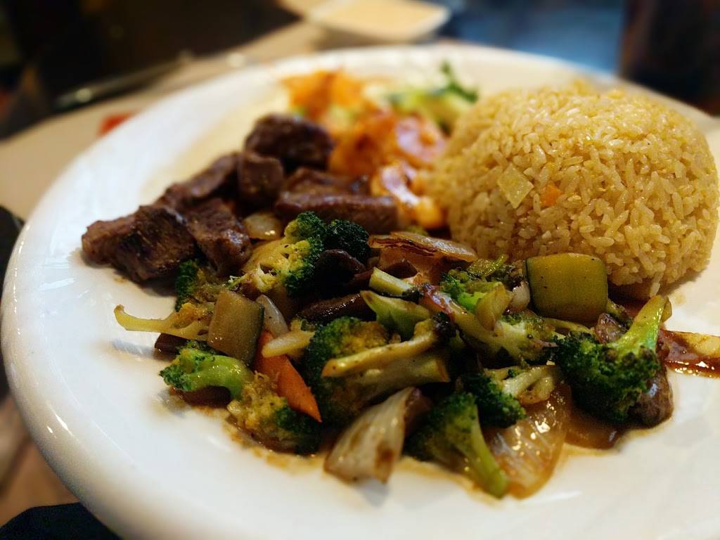 Sumo Japanese Steakhouse & Sushi Bar | restaurant | 2650 Beach Blvd #1, Biloxi, MS 39531, USA | 2282079955 OR +1 228-207-9955