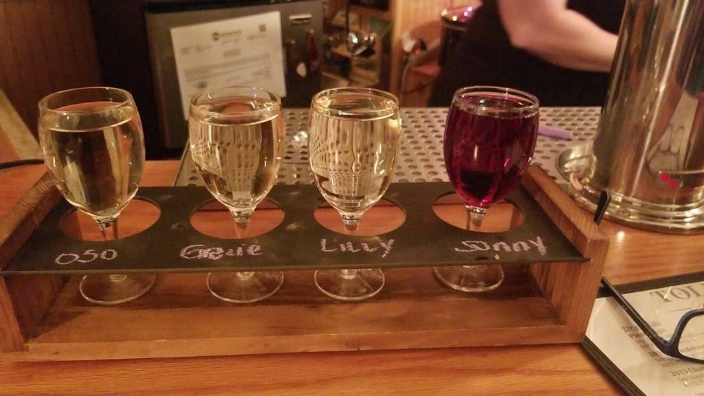 Tolino Vineyards Stroudsburg | restaurant | 39 N 7th St, Stroudsburg, PA 18360, USA | 2722002990 OR +1 272-200-2990