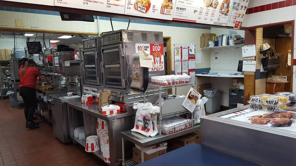 KFC | restaurant | 5301 W 159th St, Oak Forest, IL 60452, USA | 7086870858 OR +1 708-687-0858