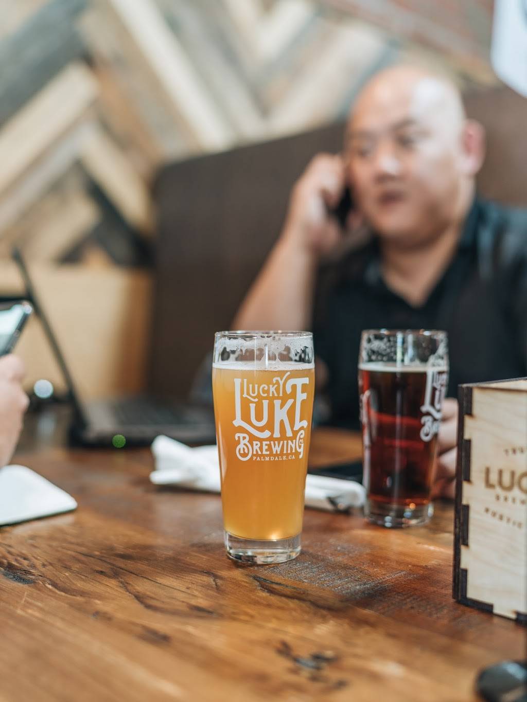 Lucky Luke Brewpub | restaurant | 735 W Lancaster Blvd, Lancaster, CA 93534, USA | 6615223775 OR +1 661-522-3775