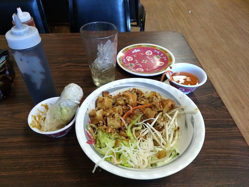 Pho Tuong Lai Restaurant | restaurant | 355 New Park Ave, Hartford, CT 06106, USA | 8605239134 OR +1 860-523-9134