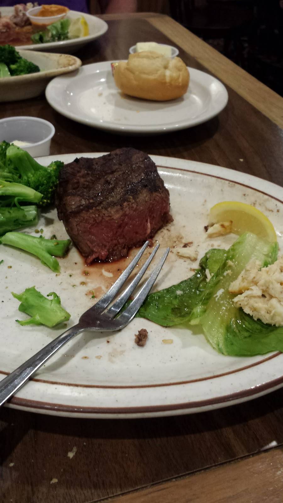 Sir Walter Raleigh Inn of Greenbelt Inc. | restaurant | 6323 Greenbelt Rd, Berwyn Heights, MD 20740, USA | 3014746501 OR +1 301-474-6501