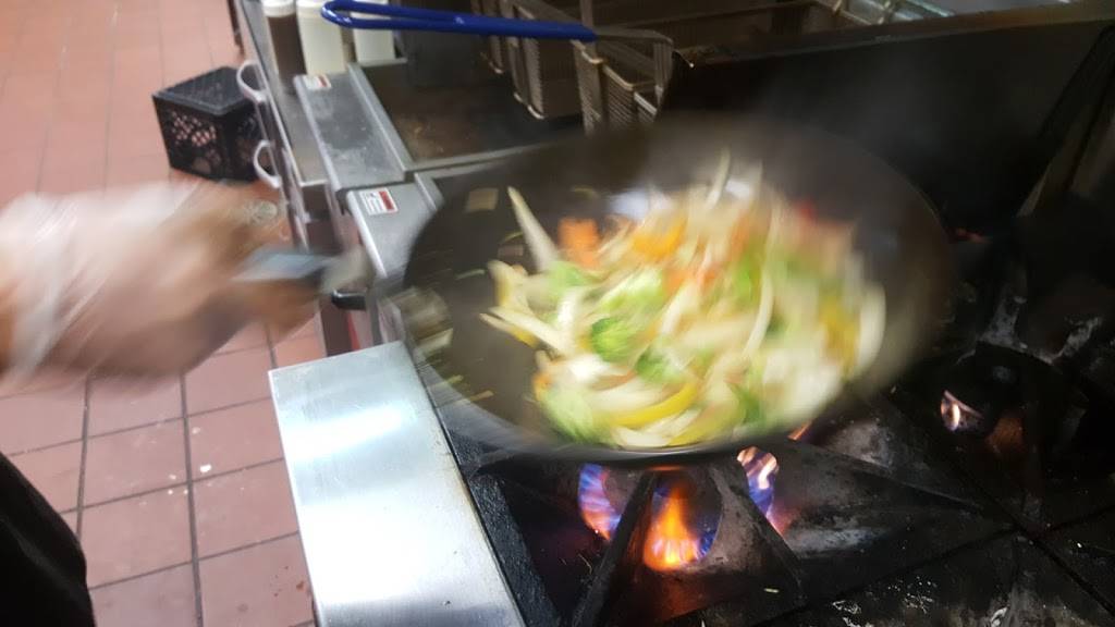 Royal Pizza & Kabob | restaurant | 15221 Wyoming Ave, Detroit, MI 48238, USA | 3136596361 OR +1 313-659-6361