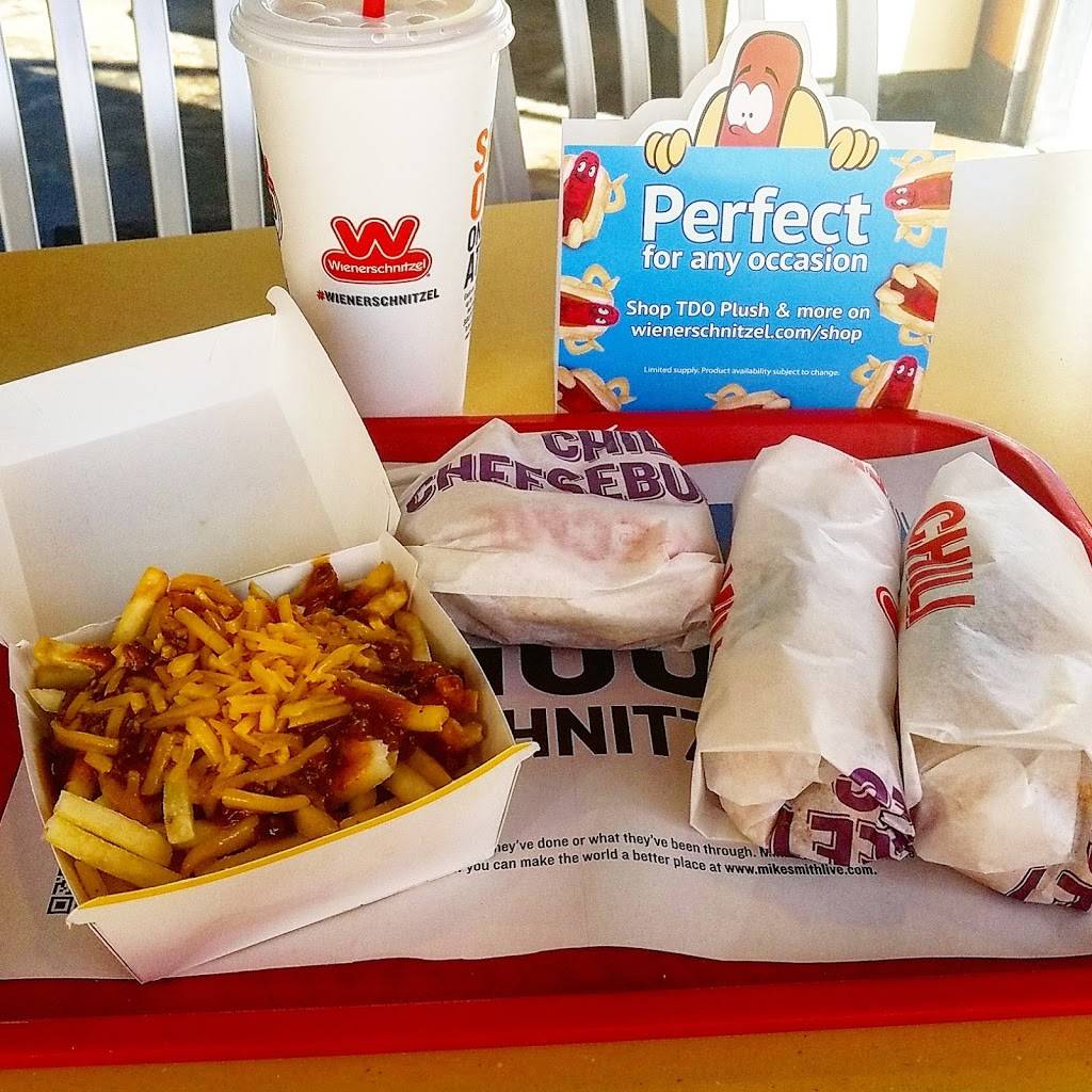 Wienerschnitzel | restaurant | 1346 S Main St, Salinas, CA 93901, USA | 8317544433 OR +1 831-754-4433