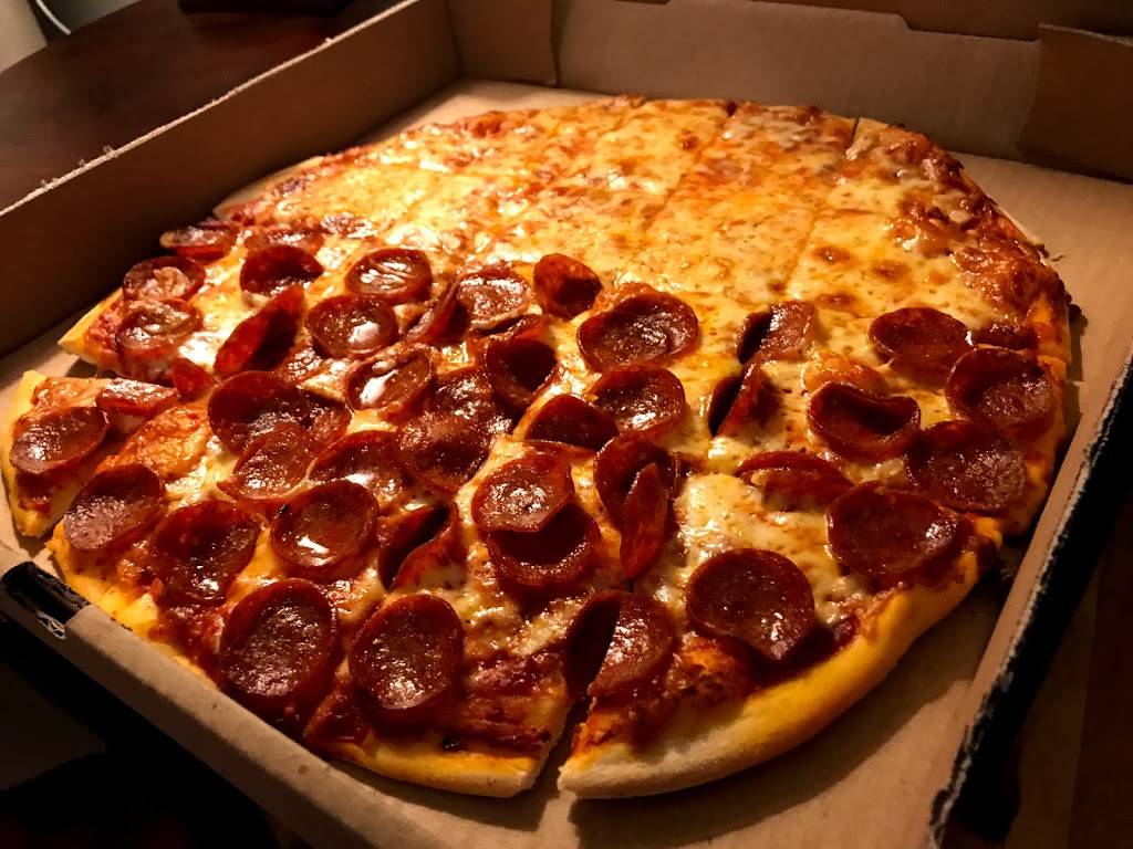 Gattos Pizza | restaurant | 2928 N High St, Columbus, OH 43202, USA | 6142633737 OR +1 614-263-3737