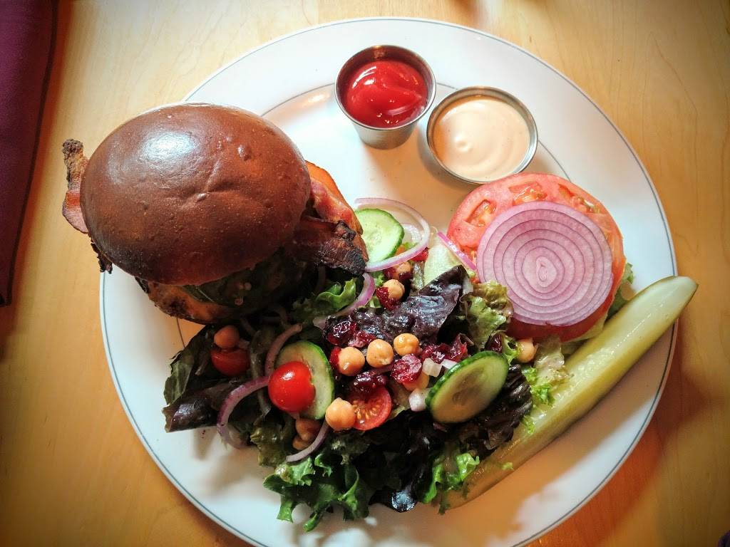 Tapastre | night club | 1 W High St, Somerville, NJ 08876, USA | 9085260505 OR +1 908-526-0505