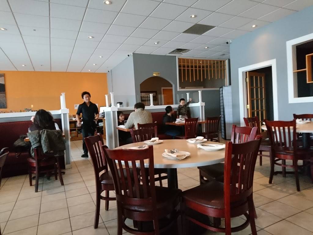 Saigon Spring | restaurant | 1683 U.S. 9, Clifton Park, NY 12065, USA | 5189820425 OR +1 518-982-0425