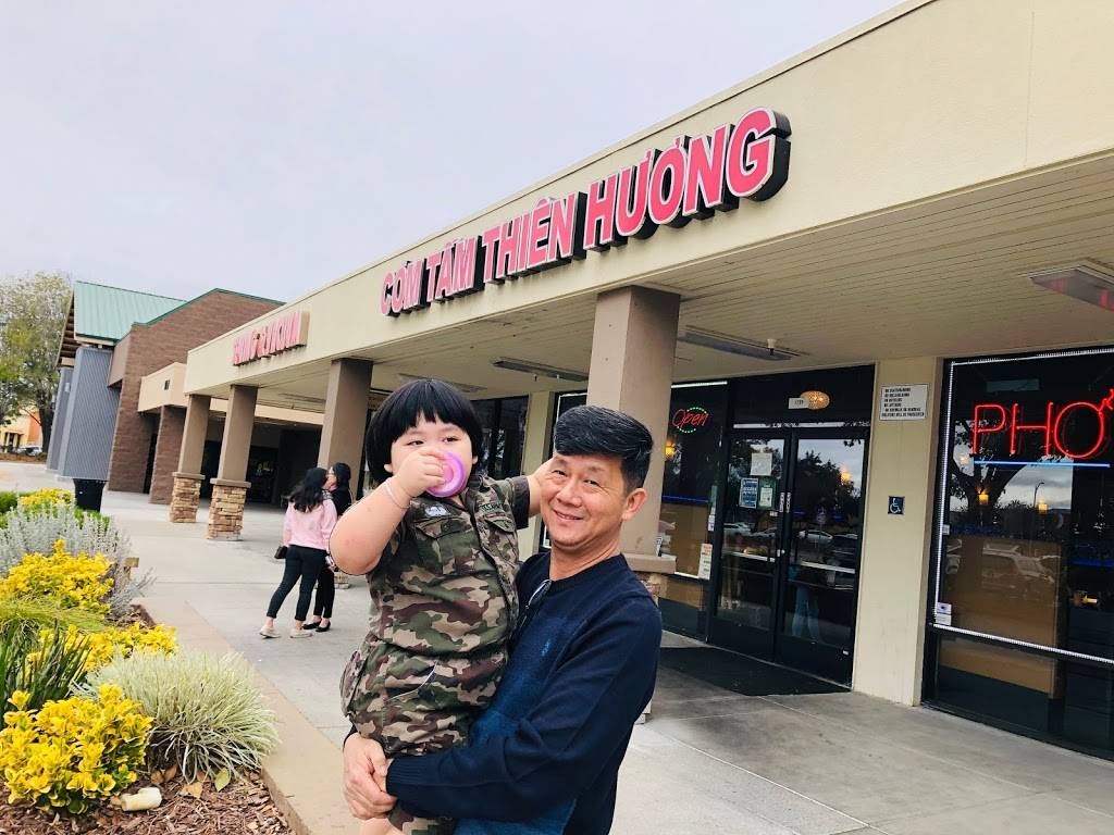 Com Tam Thien Huong | restaurant | 1759 E Capitol Expy, San Jose, CA 95121, USA | 4082748188 OR +1 408-274-8188