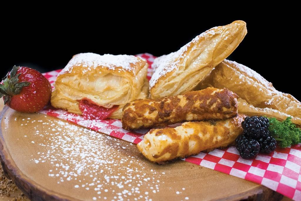 Autoplaza Cafe Latino Bakery Foods | restaurant | 5411 Stirling Rd, Davie, FL 33314, USA | 9543292220 OR +1 954-329-2220