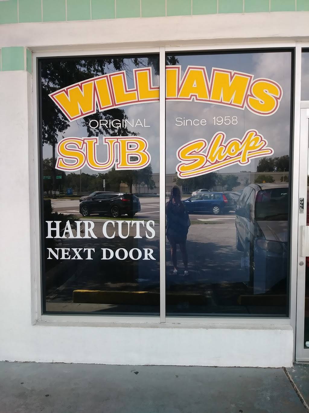 Williams Sub Shop | restaurant | 3801 Tyrone Blvd N, St. Petersburg, FL 33709, USA | 7273479497 OR +1 727-347-9497