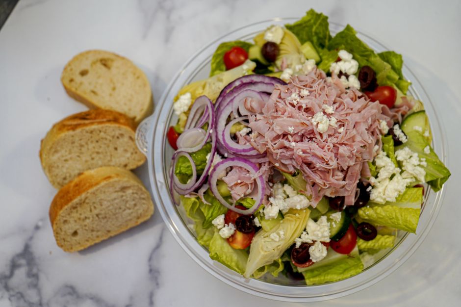 Sourdough & Co | restaurant | 2731 Del Paso Rd Suite 100, Sacramento, CA 95835, USA | 9163331230 OR +1 916-333-1230