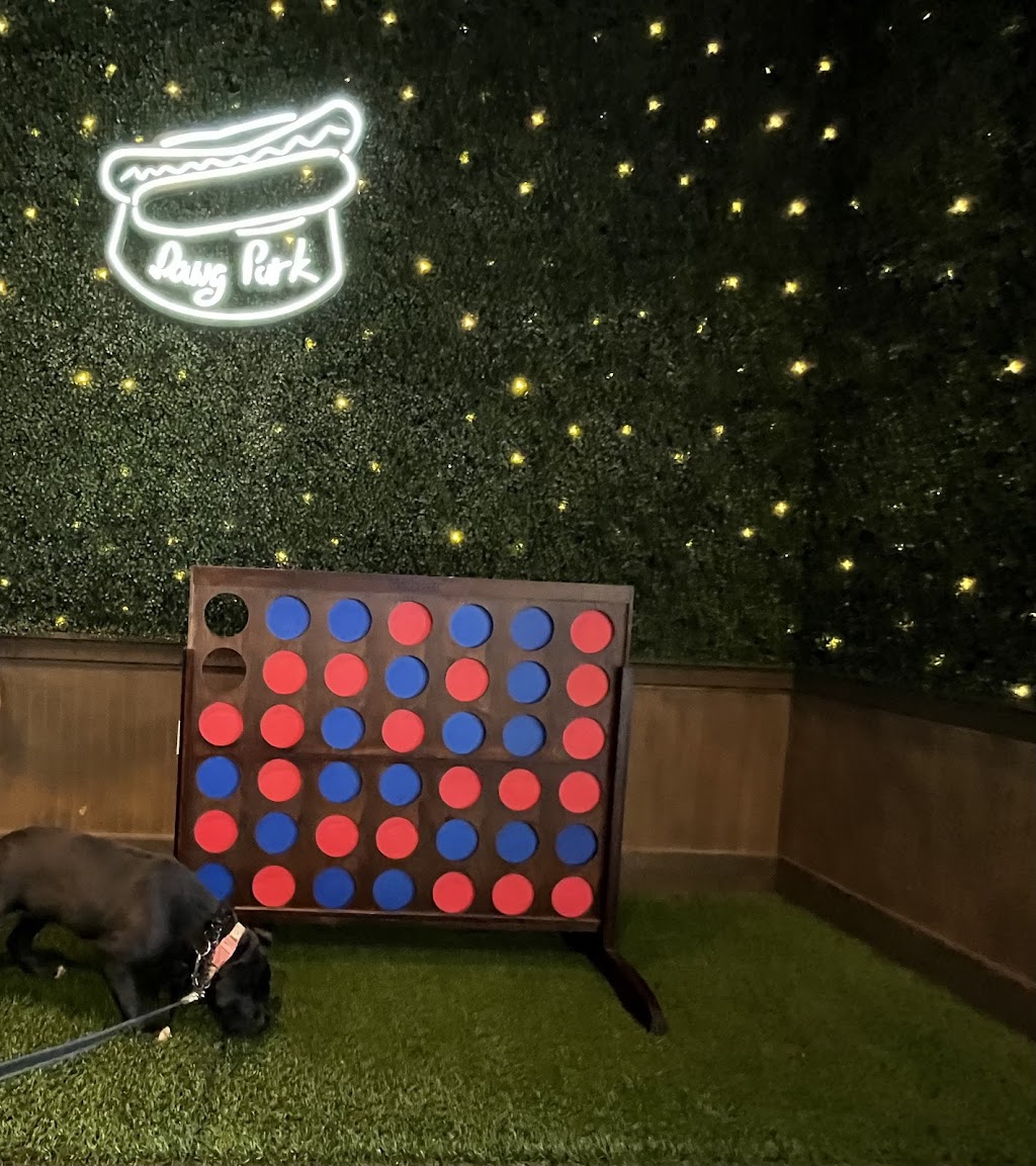 DAWG PARK South Barrington | restaurant | 100 W Higgins Rd suite L60, South Barrington, IL 60010, USA | 2246999999 OR +1 224-699-9999