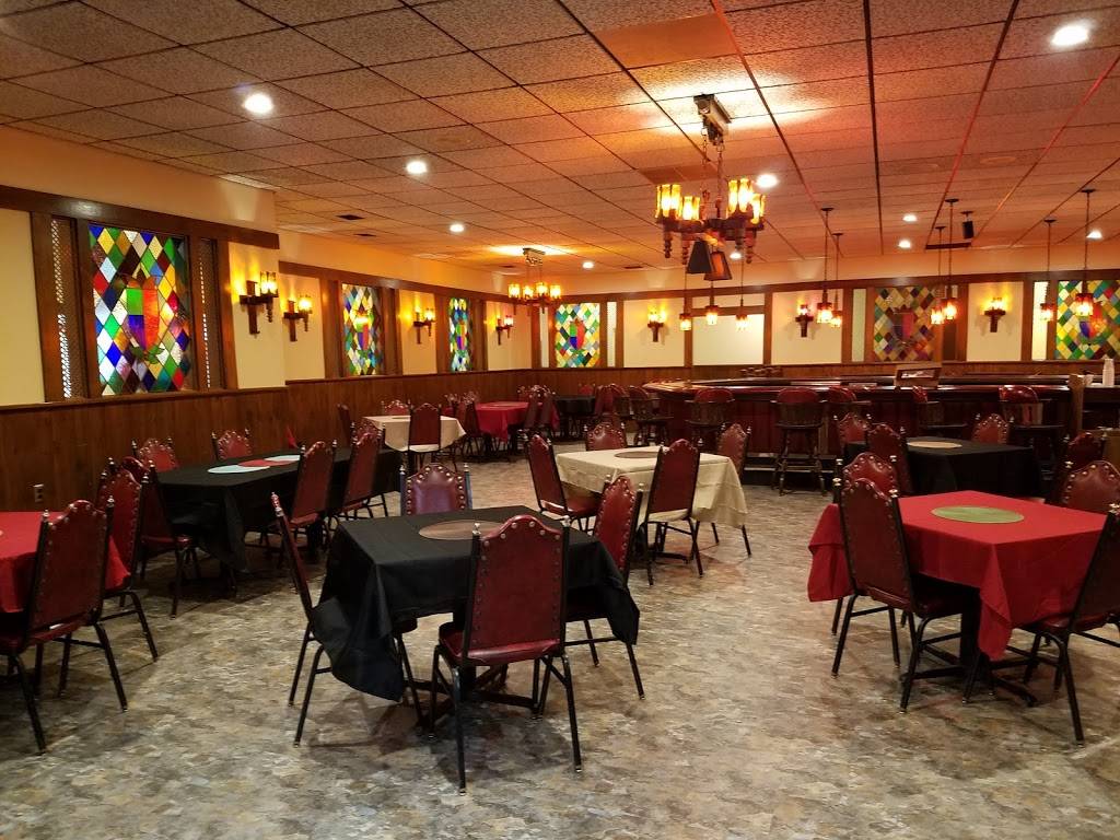 Target Bluff German Haus | cafe | 208 US 12/16, Camp Douglas, WI 54618, USA | 6084874674 OR +1 608-487-4674