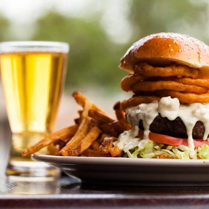 Don & Charlies | night club | 7501 E Camelback Rd, Scottsdale, AZ 85251, USA | 4809900900 OR +1 480-990-0900