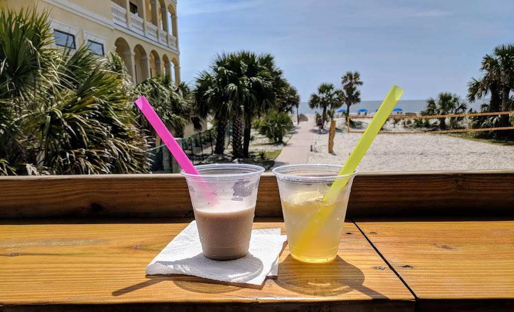 Cocos on the Beach | restaurant | 663 William Hilton Pkwy, Hilton Head Island, SC 29928, USA | 8438422626 OR +1 843-842-2626