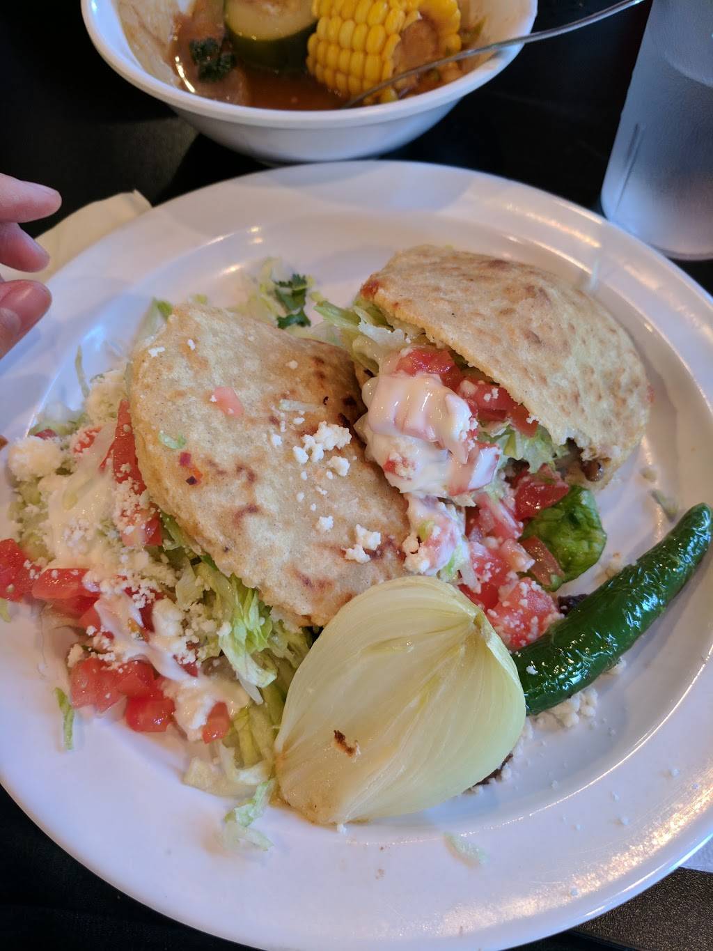 El Antojo Lynnwood | restaurant | 7429, 20629 Hwy 99, Lynnwood, WA 98036, USA | 4256724209 OR +1 425-672-4209