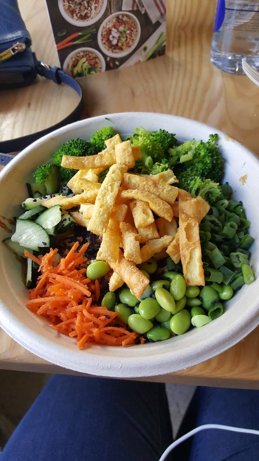 Freshii | restaurant | 1412 Main St #101, Dallas, TX 75202, USA | 2147486000 OR +1 214-748-6000