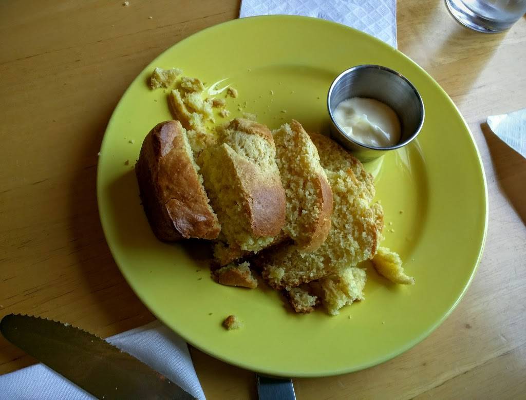 The Blue-Eyed Crab Caribbean Grill & Rum Bar | restaurant | 170 Water St, Plymouth, MA 02360, USA | 5087476776 OR +1 508-747-6776