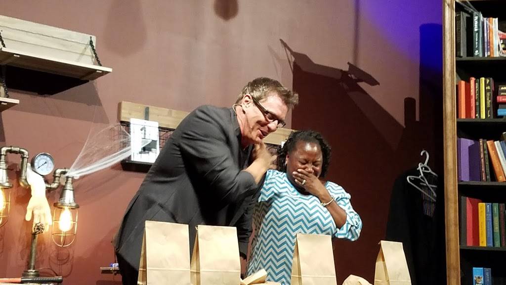 Illusions Theatre and Bar | restaurant | 827 Fourth Ave, San Diego, CA 92101, USA | 6197388350 OR +1 619-738-8350