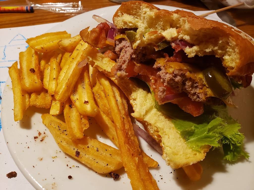 Dennys | restaurant | 351 E Main St, Apopka, FL 32703, USA | 4077032738 OR +1 407-703-2738