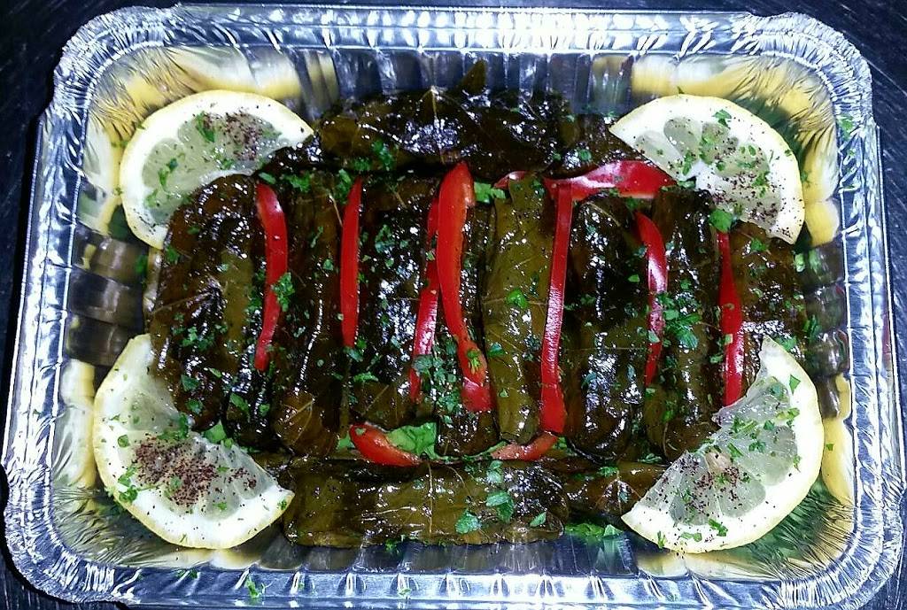 De•Luxe lounge cafe | restaurant | 1717 E Washington Blvd, Pasadena, CA 91104, USA | 6267659730 OR +1 626-765-9730