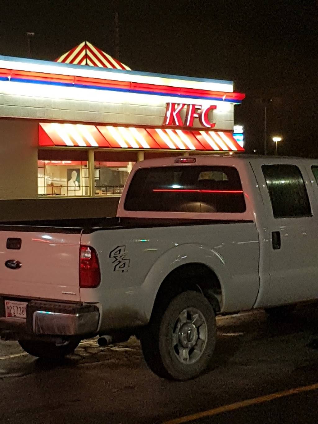 KFC | restaurant | 345 North Roosevelt Road, Burlington, IA 52601, USA | 3197531601 OR +1 319-753-1601
