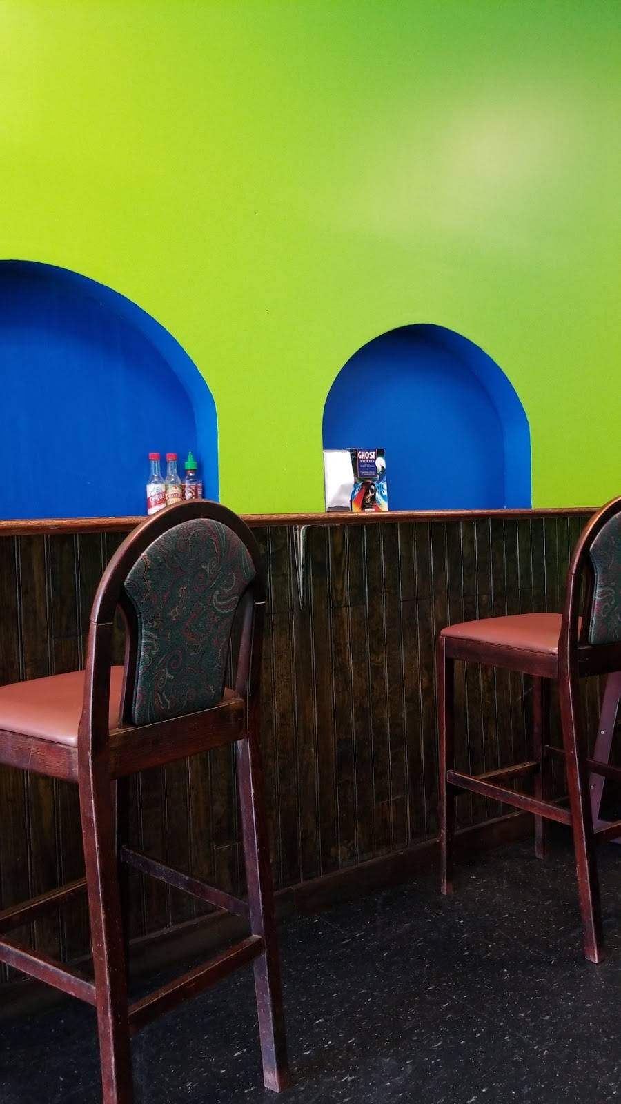 Tastebudz To Go | restaurant | 68 Heritage Dr Ste 6, Palmyra, VA 22963, USA | 4345915193 OR +1 434-591-5193