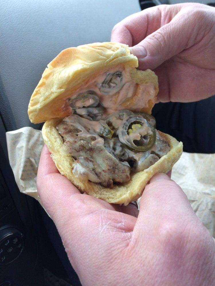 Wayback Burgers | restaurant | 1 Crystal Lake Rd, Groton, CT 06340, USA | 8604051091 OR +1 860-405-1091