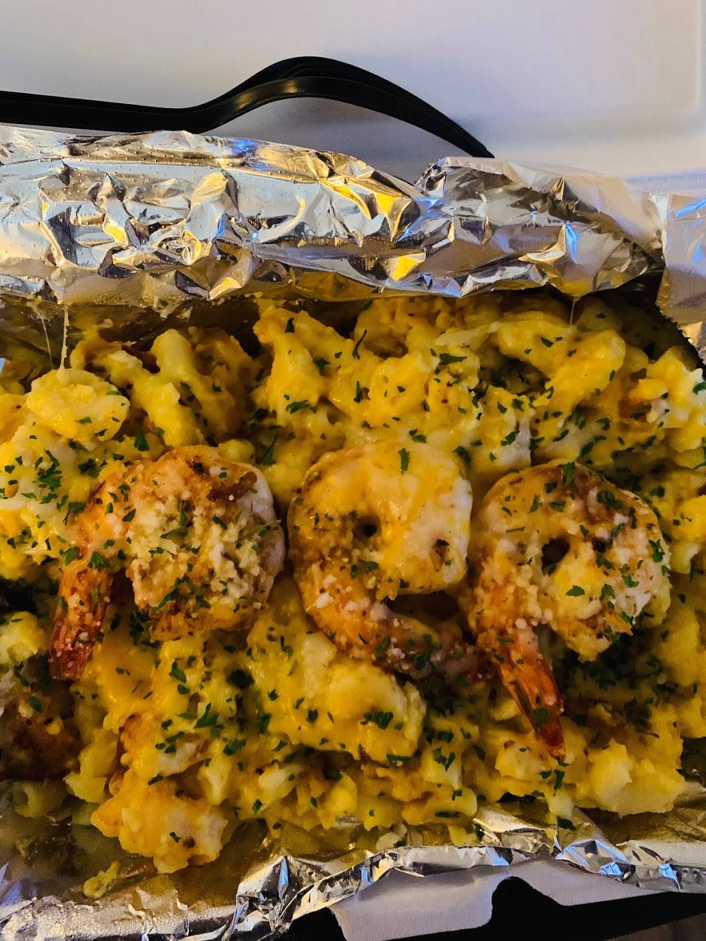 Lick Da Top Catering | restaurant | 319 16th Ave, Newark, NJ 07103, USA | 9733733100 OR +1 973-373-3100