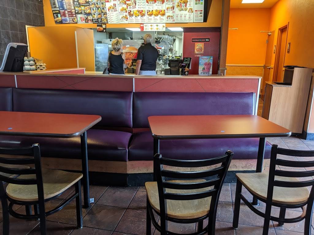 Taco Bell | meal takeaway | 2055 S Tamiami Trail, Venice, FL 34293, USA | 9414972784 OR +1 941-497-2784