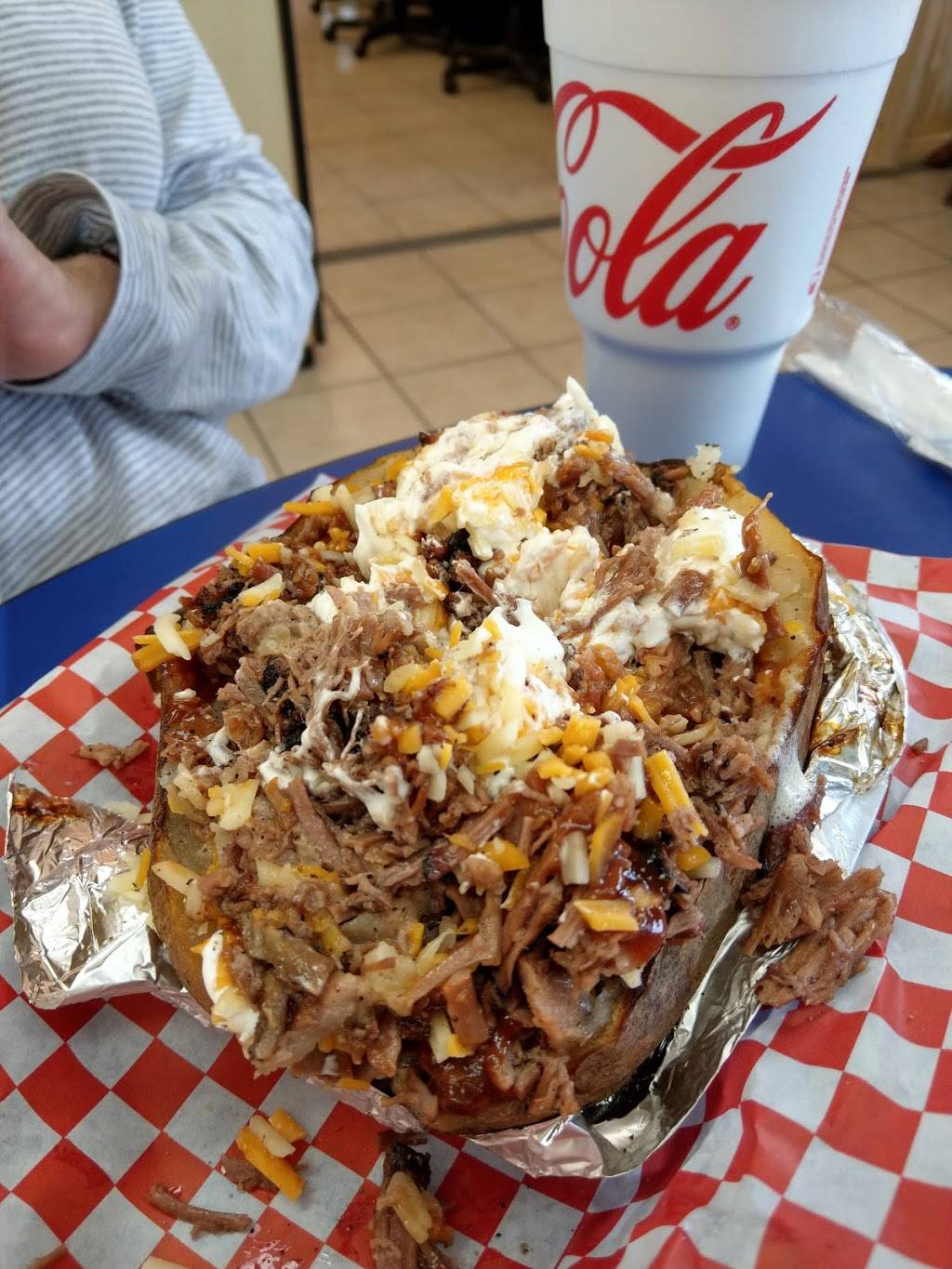 Smoking Steer BBQ | restaurant | 4530 TX-198, Malakoff, TX 75148, USA | 9034897504 OR +1 903-489-7504