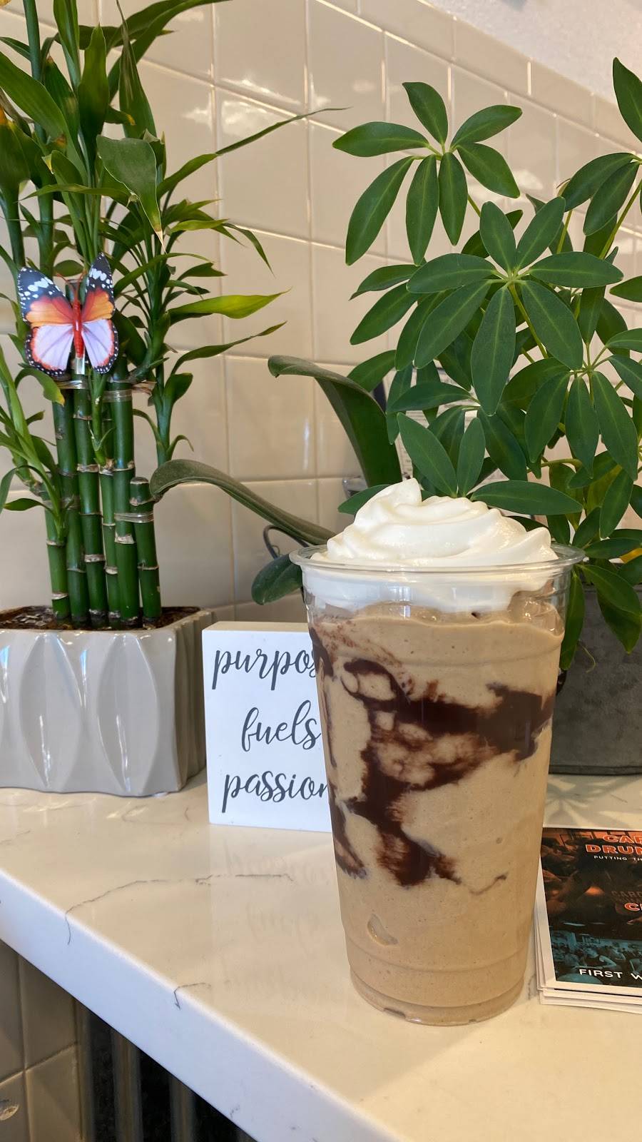 Club Thrive | restaurant | 13428 Lincoln Way, Auburn, CA 95603, USA | 5303053181 OR +1 530-305-3181