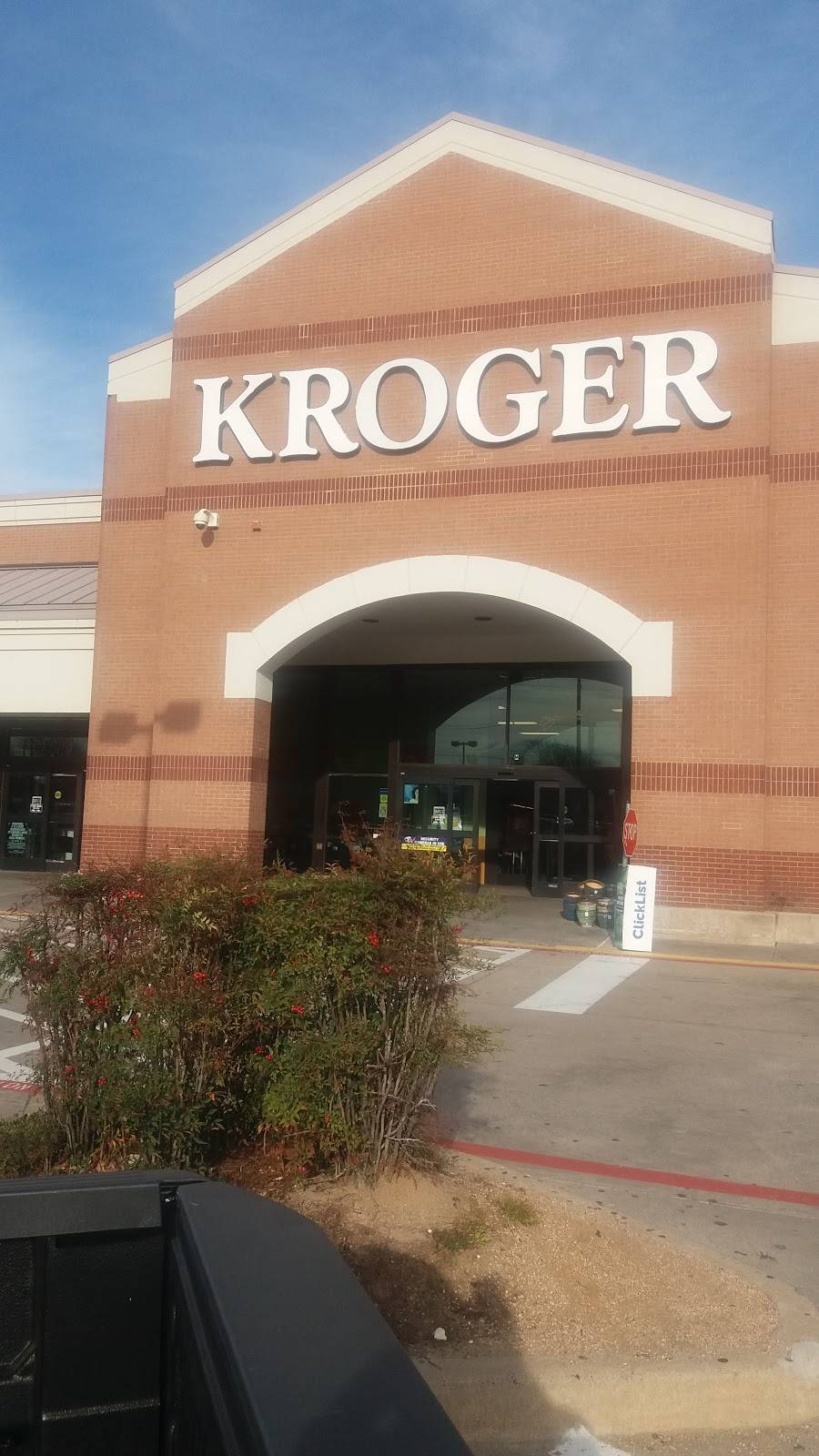 Shiloh Springs | shopping mall | 6850 N Shiloh Rd, Garland, TX 75044, USA | 2147062500 OR +1 214-706-2500