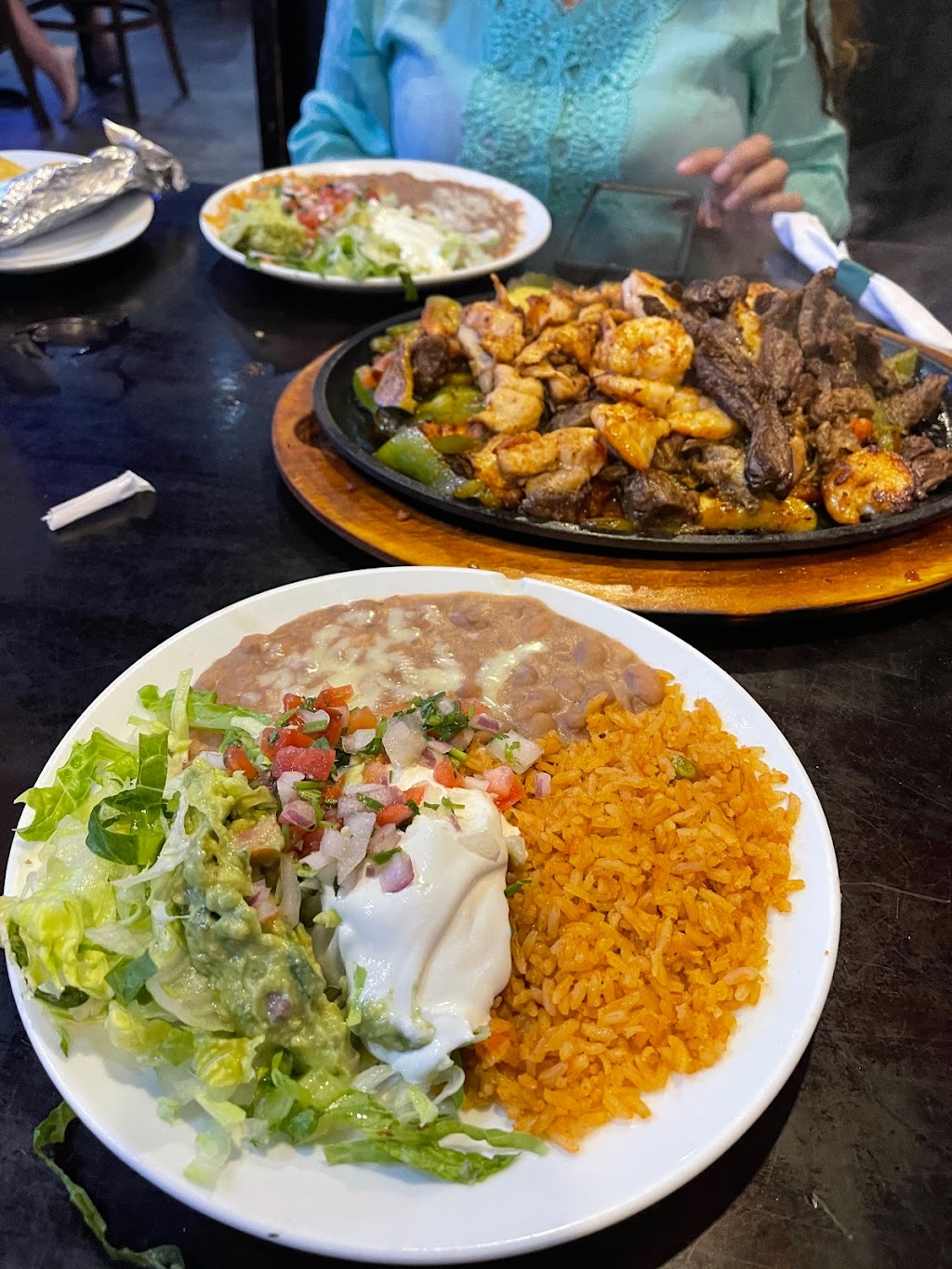 Tequilas Sports Bar And Grill | restaurant | 11225 US-98 W, Miramar Beach, FL 32550, USA | 8502796402 OR +1 850-279-6402