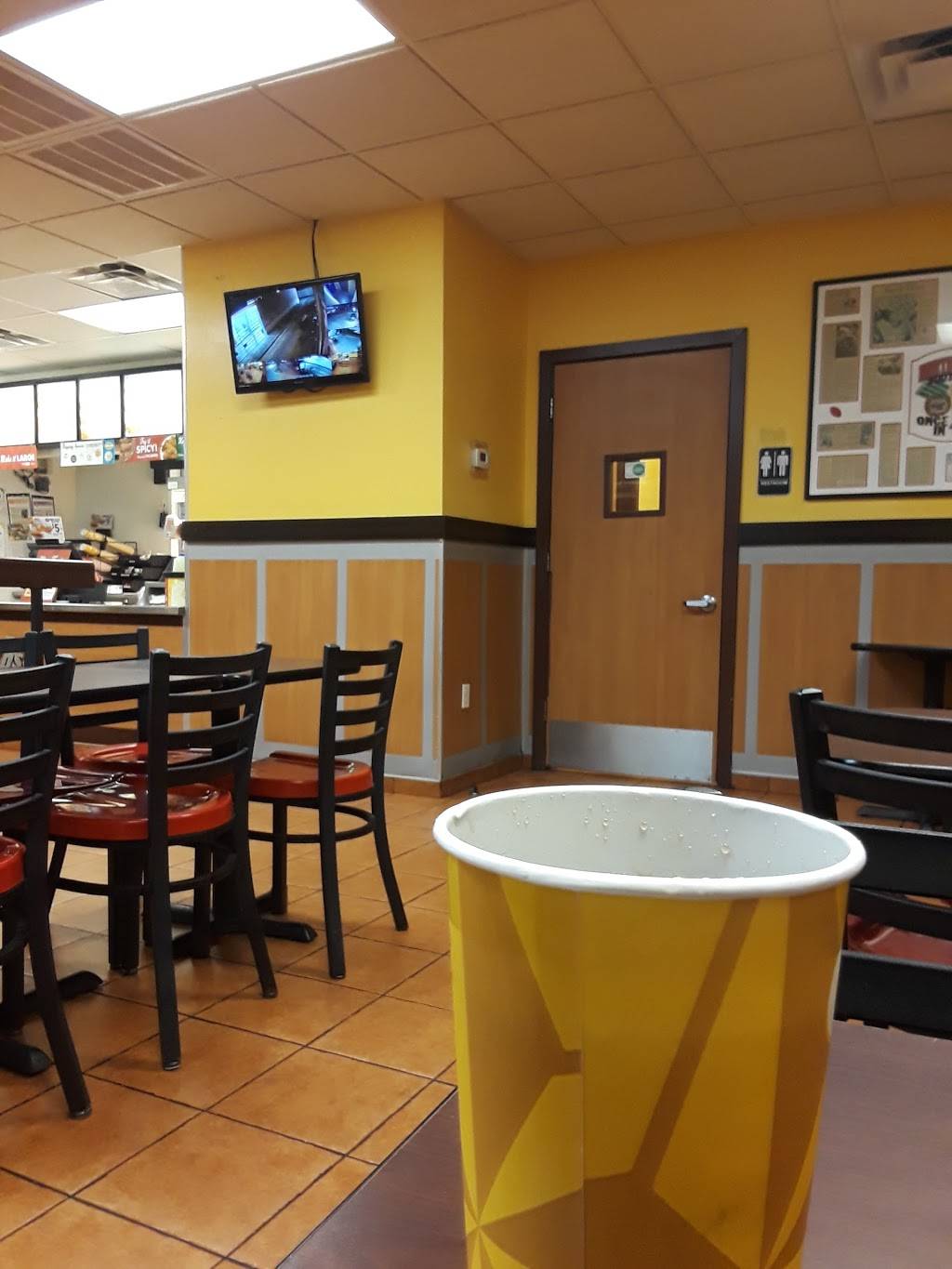 Churchs Chicken | restaurant | 12802 East Fwy, Houston, TX 77015, USA | 7133308400 OR +1 713-330-8400